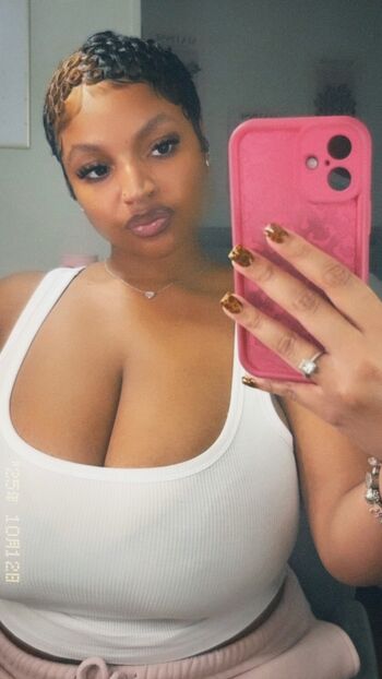 Full leaked Lifeeofjanaeee private onlyfans photo