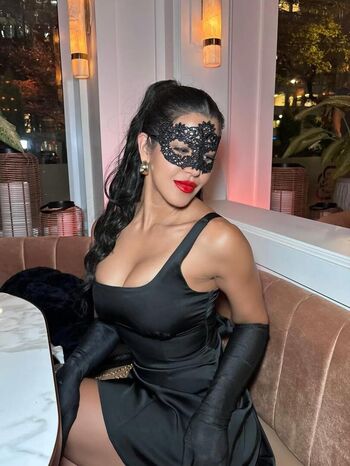 Full leaked Lightskin  page private onlyfans photo