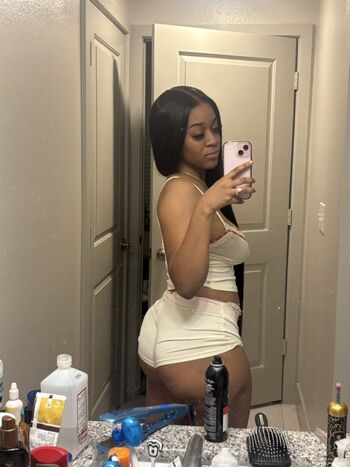 Full leaked Lightskin  page private onlyfans photo