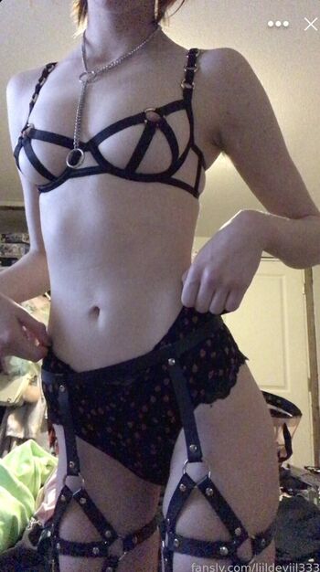 Full leaked Liildeviil private onlyfans photo