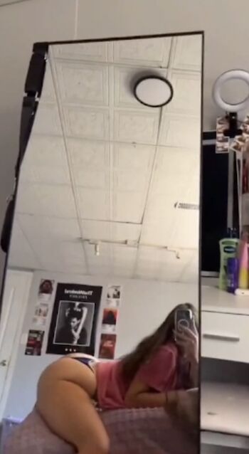 Full leaked Lil bean private onlyfans photo