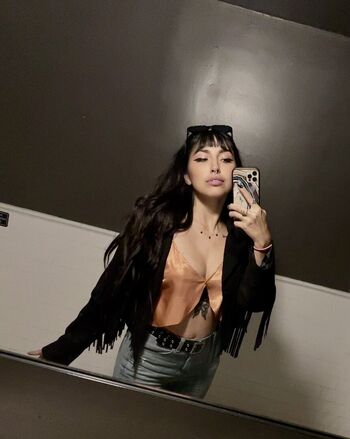 Full leaked Lil bunniii private onlyfans photo