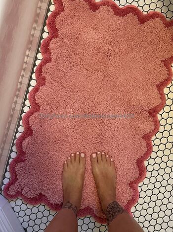 Full leaked Lil debbie private onlyfans photo