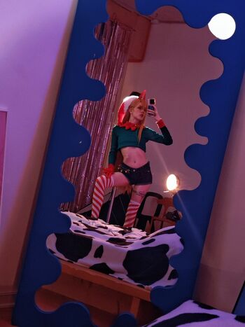 Full leaked Lil yves private onlyfans photo