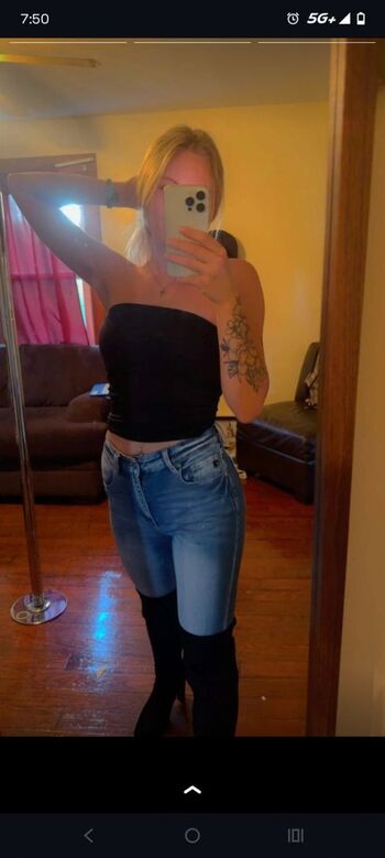 Full leaked Lilbabyyyy private onlyfans photo