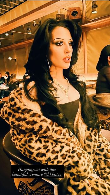 Full leaked Lilbatty page private onlyfans photo