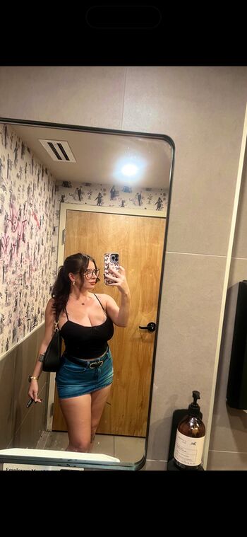 Full leaked Lilbbg private onlyfans photo