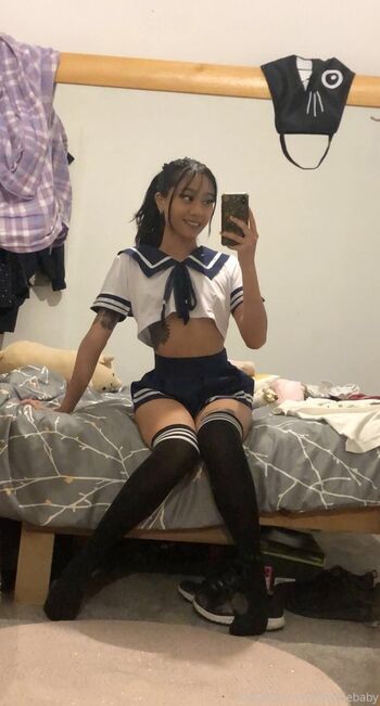 Full leaked Lilfoxiebaby private onlyfans photo