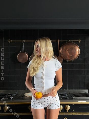 Full leaked Lili hamann private onlyfans photo