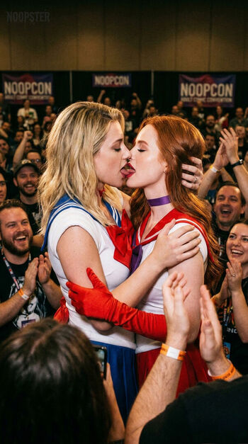 Full leaked Lili reinhart page private onlyfans photo