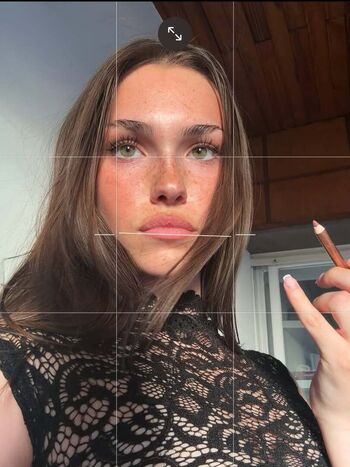 Full leaked Liliameachn private onlyfans photo