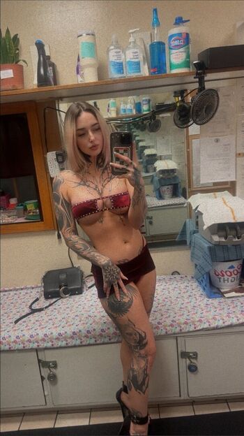 Full leaked Lilithsnoir private onlyfans photo