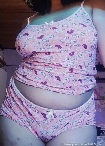 Full leaked Lilizz page private onlyfans photo