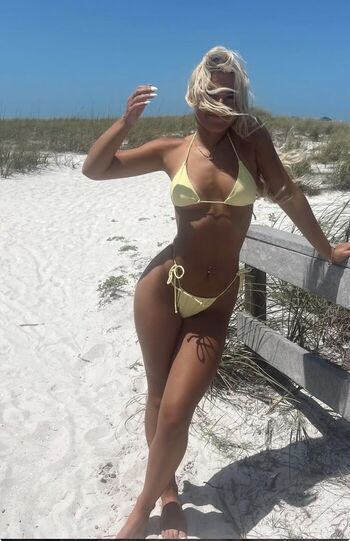 Full leaked Lillian evans private onlyfans photo