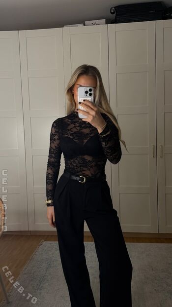 Full leaked Lilly solterbeck private onlyfans photo