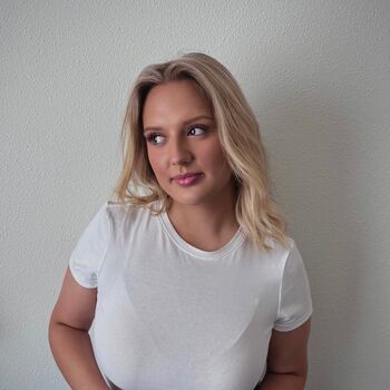 Full leaked Lillyskyx private onlyfans photo