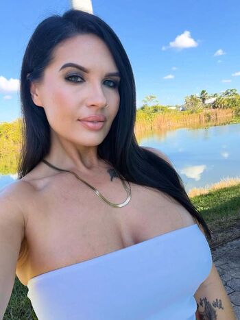 Full leaked Lilmissmac private onlyfans photo