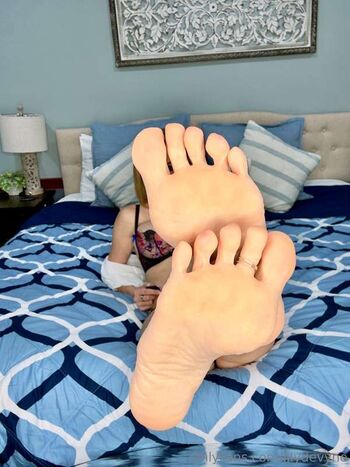 Full leaked Lily devyne private onlyfans photo