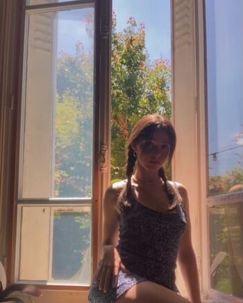 Full leaked Lily kerneis page private onlyfans photo