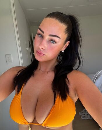 Full leaked Lily pringle private onlyfans photo
