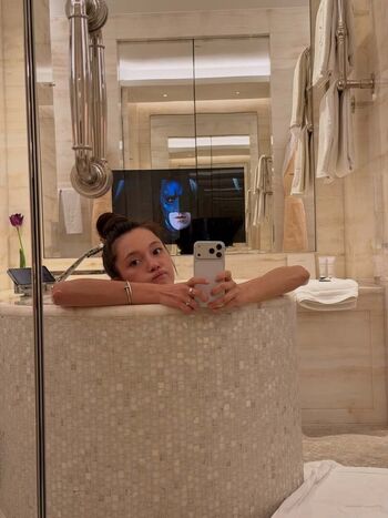 Full leaked Lilychee page private onlyfans photo