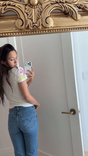Full leaked Lilychee private onlyfans photo