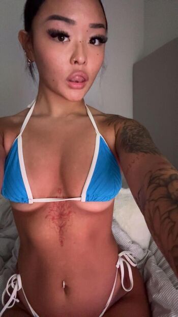 Full leaked Lilypowpow private onlyfans photo