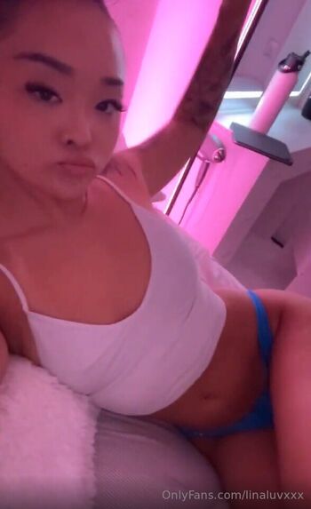 Full leaked Lilypowpow private onlyfans photo