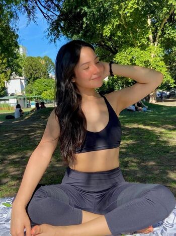 Full leaked Lilyybrooks private onlyfans photo