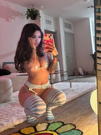 Full leaked Lilyysdream private onlyfans photo