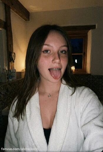 Full leaked Lina sophie private onlyfans photo