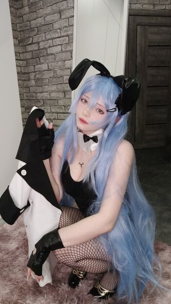 Full leaked Linaneyeon page private onlyfans photo