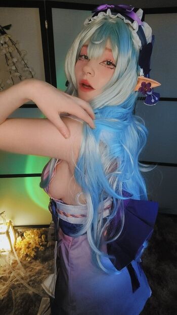 Full leaked Linaneyeon private onlyfans photo