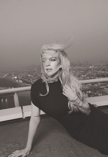 Full leaked Lindsay lohan page private onlyfans photo