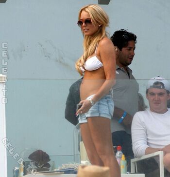 Full leaked Lindsay lohan page private onlyfans photo