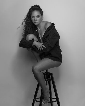 Full leaked Lindsey shields private onlyfans photo