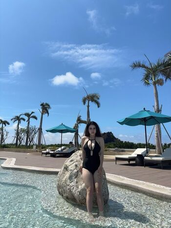 Full leaked Ling  ee page private onlyfans photo