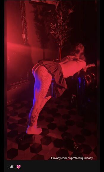 Full leaked Liquideasy private onlyfans photo