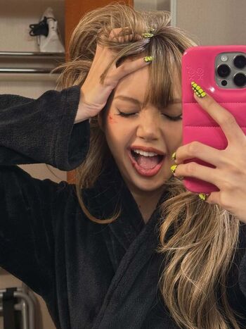 Lisa Blackpink
