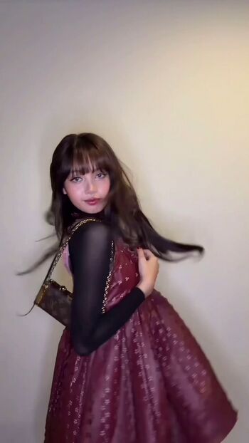 Full leaked Lisa blackpink page private onlyfans photo