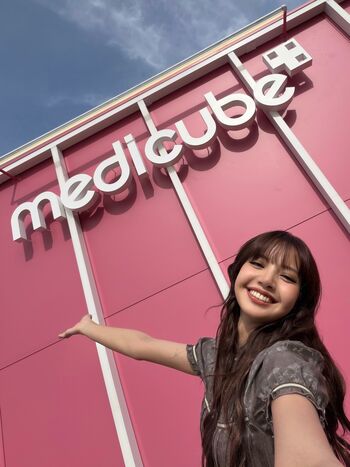 Full leaked Lisa blackpink page private onlyfans photo