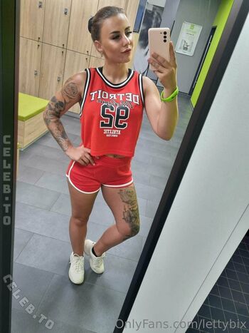 Full leaked Lisa wagner page private onlyfans photo