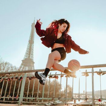 Full leaked Lisa zimouche private onlyfans photo