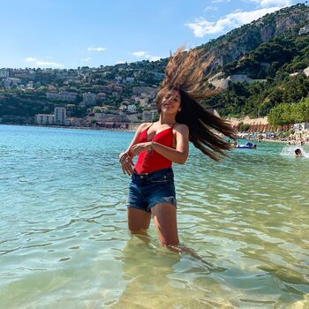 Full leaked Lisa zimouche private onlyfans photo