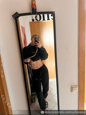 Full leaked Liskaxa private onlyfans photo