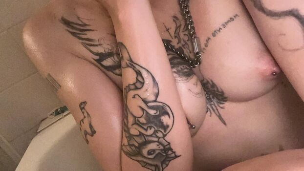 Full leaked Little succubuss private onlyfans photo