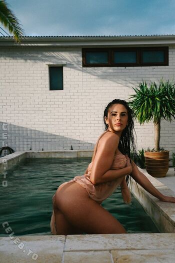 Full leaked Littlebrunettebaddie private onlyfans photo