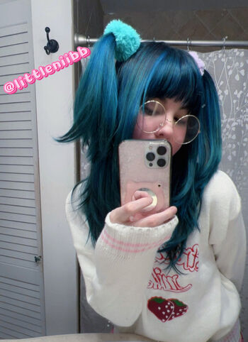 Full leaked Littleniivt private onlyfans photo