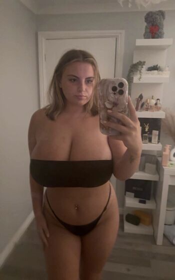 Full leaked Liv jones private onlyfans photo