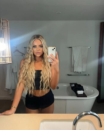 Full leaked Liv walker private onlyfans photo